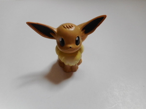 ポケモン　モンスターコレクション　133　イーブイ