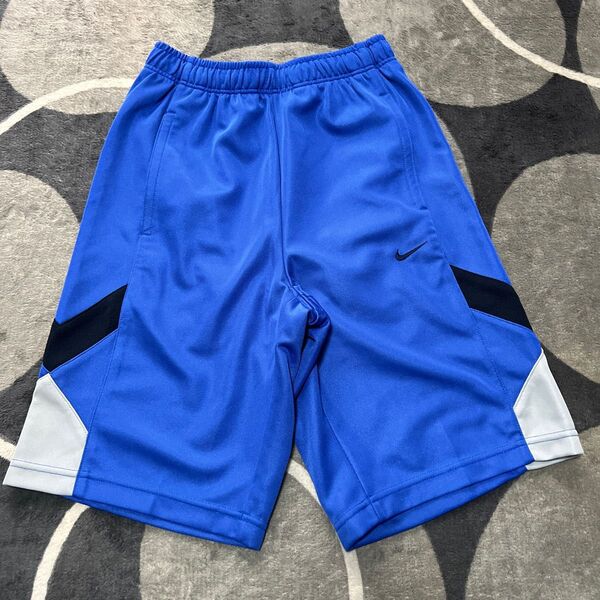 NIKE ジャージ ショートパンツMサイズ