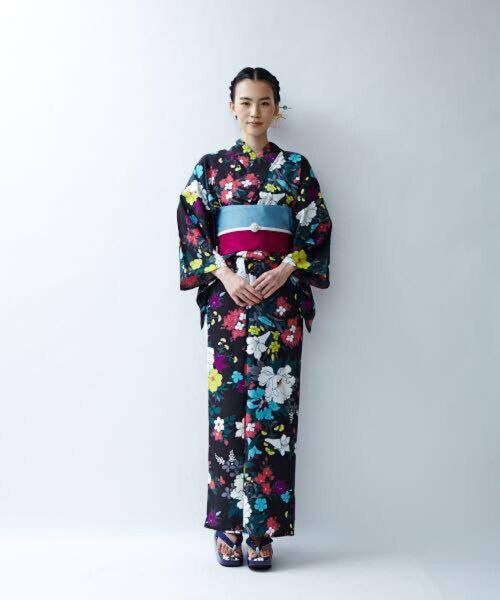 【新品・未使用】ふりふ 浴衣 パッション百華