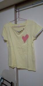  old clothes yellow color. T-shirt size L