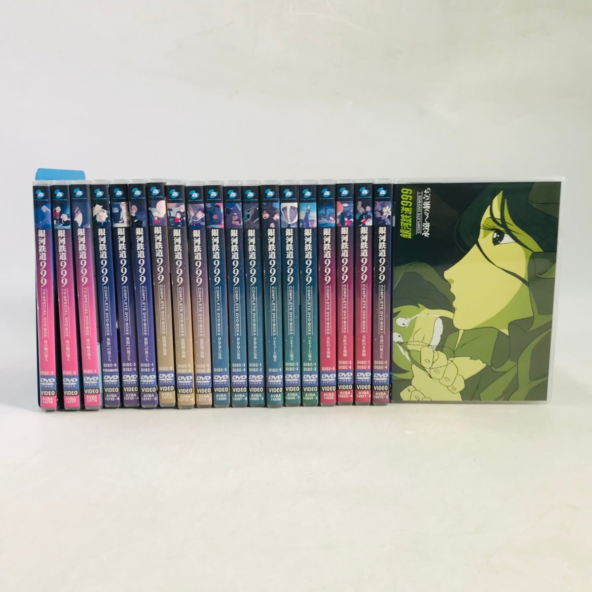 Yahoo!オークション -「銀河鉄道999 dvd セット」(DVD) の落札相場