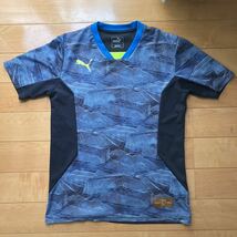 プーマ 半袖Tシャツ サッカー　練習着　普段着　M キッズ160cm_画像1