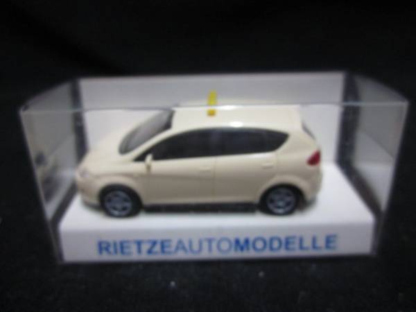 $ 新品 $ ケース付き◆ RIETZE ◆ リーツェ ◆ セアト | ALTEA◆ タクシー◆ クリーム色◆ 1/87 ミニカー◆ ドイツ製◆ ジオラマ◆送料無料
