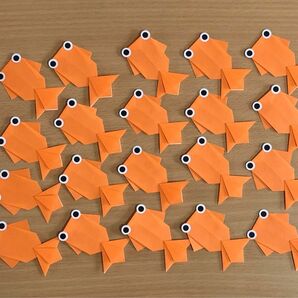 折り紙 金魚 20匹