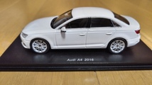 即決　spark　AUDI　A4　2016　アウディ　ホワイト　白　1/43　絶版　レア_画像2