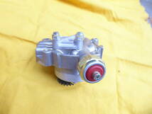 CB400F CB350F NOS純正オイルポンプASSY(15100-333-010）_画像8