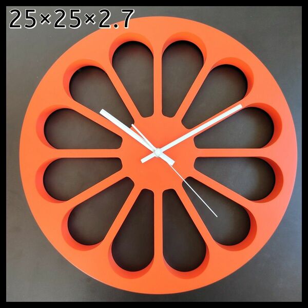【北欧調】RHYTHM★スタイリッシュな壁掛け時計　オレンジ　アナログ　柑橘　橙　高級感　リズム　シンプル　カフェ調