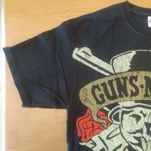 ガンズ・アンド・ローゼズ 【正規品】 Guns N' Roses ロックTシャツ② 黒 Mサイズ USED GN'R 【コピーライト 2008】_画像4