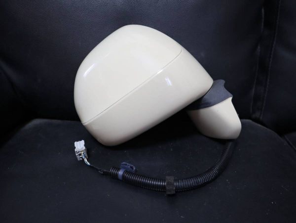 【作動保証】 電動格納 磨きワックス済み YR-546 バニラクレム 迅速発送 5ピン 管理B56 ライフ JC1 JC2 ドアミラー 右 運転席