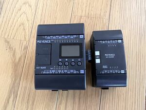 KEYENCE キーエンス PLC シーケンサ KV-16AR KV-E4XR 2点セット。