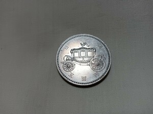 天皇陛下 御即位記念500円 白銅貨　平成2年　 1990年