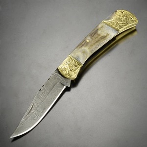 Damascus 折りたたみナイフ 鹿角 ダマスカスブレード 彫刻入りボルスター DM-1163 フォールディングナイフ
