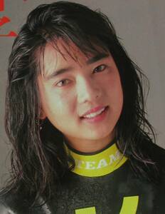 372切り抜き　土佐洋子 25歳　プロセイラ―　1999年 1P　　送料120円～