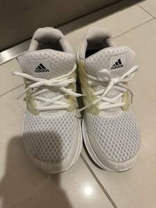 adidas スニーカー　ホワイト　中古