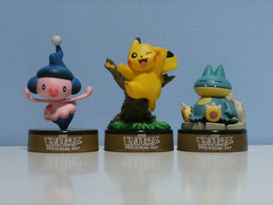 2005海洋堂 ポケモンフィギュアコレクション　ピカチュウ マネネ ゴンベ