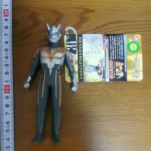 ウルトラマンゼロ ウルトラヒーローシリーズ500 シャイニングウルトラマンゼロ ライブサイン付き タグ付き 絶版 ソフビ フィギュア