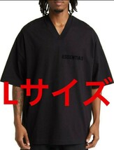 新品　未使用品　正規品　 FOG ESSENTIALS 黒　FEAR OF GOD フォグ　エッセンシャルズ　エフオージー　 ロゴTシャツ　ゲームシャツ Tシャツ_画像1