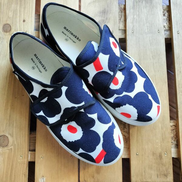 marimekko　unikko　マリメッコ　ウニッコ　キャンバス　スニーカー　26cm