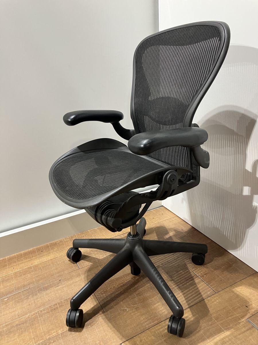 ヤフオク! アーロンチェア 中古の落札相場・落札価格