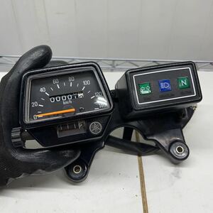 YAMAHA ヤマハ TW200 スピードメーター メーター　純正品　走行距離少ない　②