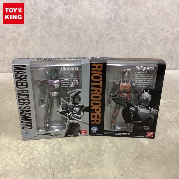 ヤフオク! -「フィギュアーツ ライオトルーパー」の落札相場・落札価格
