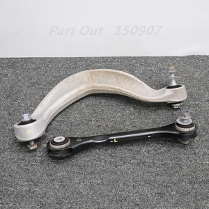 [P-16] Macan turbo 95B left rear truck control arm 8K0505323H 8K0501529L Porsche 95BCTL used 