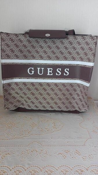 Guess. 新品未使用