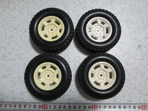  Tamiya CC-01 CC-02 crawler tire wheel Land Cruiser in the image please verify secondhand goods 