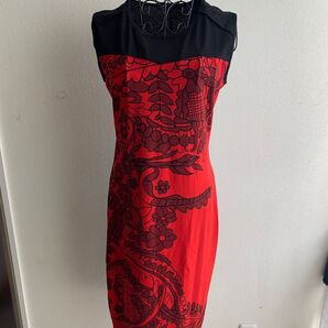新品 FINEJO 赤黒 ストレッチワンピース