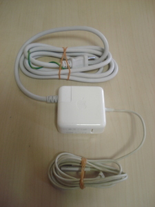 [送料無料 即決] Apple 純正ACアダプタ 45W MagSafe Power Adaptor A1374 USED