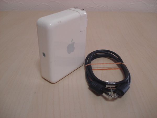 [送料無料 即決] Apple AirMac Express Bace Station 第1世代 A1264 と 光ケーブルセット USED 