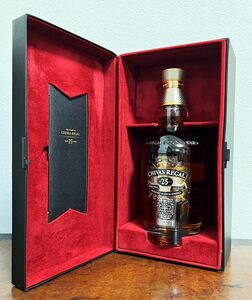 未開栓CHIVASREGAL シーバスリーガル 25年 オリジナルレジェンドスコッチ ウイスキー 700ml 40％ 箱付き