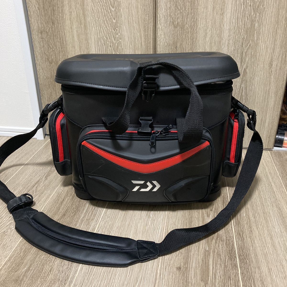 在庫限り】 7月10日まで Daiwa タックルボックス バッカン CA FF20K