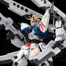 プレミアムバンダイ限定　ＭＧ 1/100 ガンダムＦ９１ Ｖｅｒ．２．０ バックキャノン装着型 ＆ ツイン・ヴェスバー装着型 内袋未開封未組立_画像1