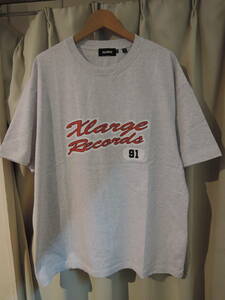 X-LARGE XLARGE エクストララージ XLARGE RECORDS CLASSIC LOGO S/S TEE アッシュ XLサイズ 人気商品 送料￥230～