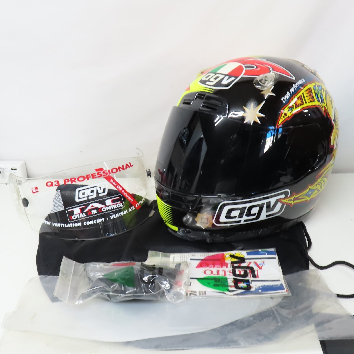 ヤフオク! -「agv ロッシ ヘルメット」の落札相場・落札価格