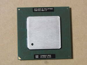 *Intel Celeron 1.20GHz SL6C8 1200/256/100/1.5 Tualatin Socket 370 (Ci0639)