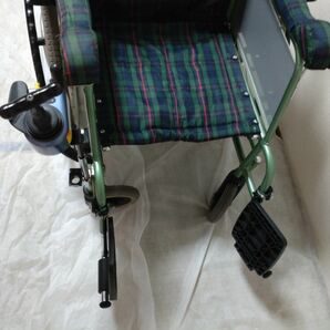 電動車椅子 ヤマハJW1 頭囲保持装置付き ニッケル水素電池 充電器付き カワムラサイクル 介護用品 折り畳み 電動車椅子
