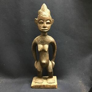 アフリカ民藝　木彫り　女性　高さ48cm BAKONGO コンゴ民主共和国