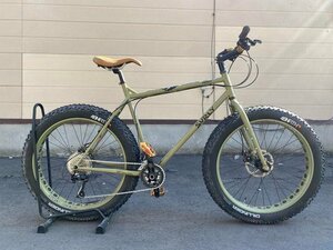 ■SURLY PUGSLEY サーリー パグスレー 26インチ 20速 モスグリーン クロモリ ファットバイク タイヤバリ山 スパイクタイヤ 自転車 札幌発★