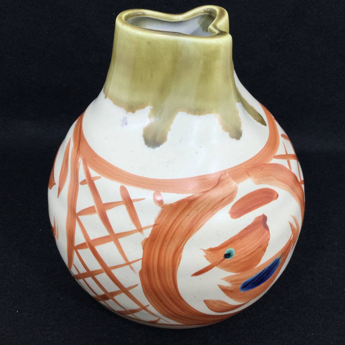未使用・保管品】九谷焼麻花瓶壺インテリア高さ:約13.5cm 胴径:約