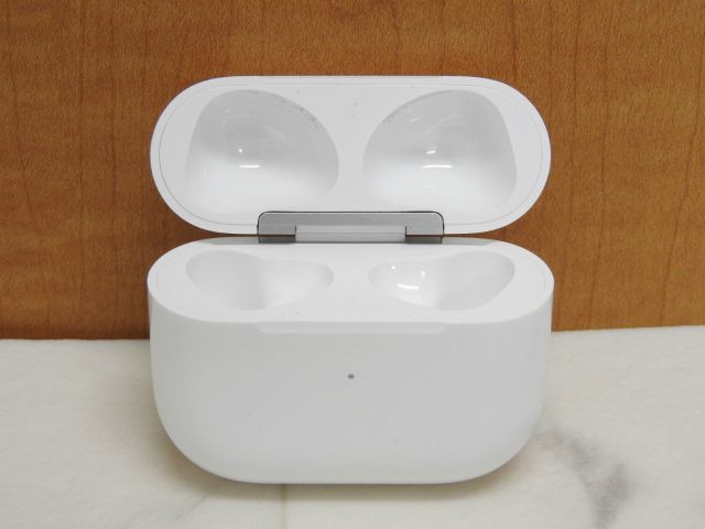 1円〜 中古 Apple AirPods 第3世代 ケース A2566 ケースのみ イヤホン