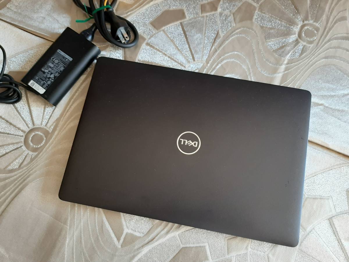 ジャンクDELL Latitude 5300 8世代i5 8365U 256G/SSD M.2 8G 1920x1080