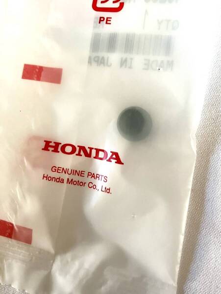 ●在庫あり 即納 CB750/400Four/400SF/400SS/CBR250R/RR フロントブレーキキャリパー ピンプラグ 蓋 フタ キャップ ホンダ純正