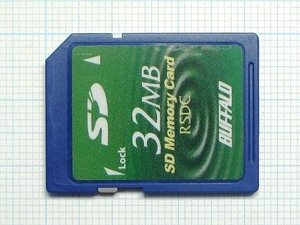 ★BUFFALO ＳＤメモリーカード ３２ＭＢ 中古★送料６３円～