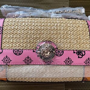 半額【新品】guess ショルダーバッグ ハンドバッグ