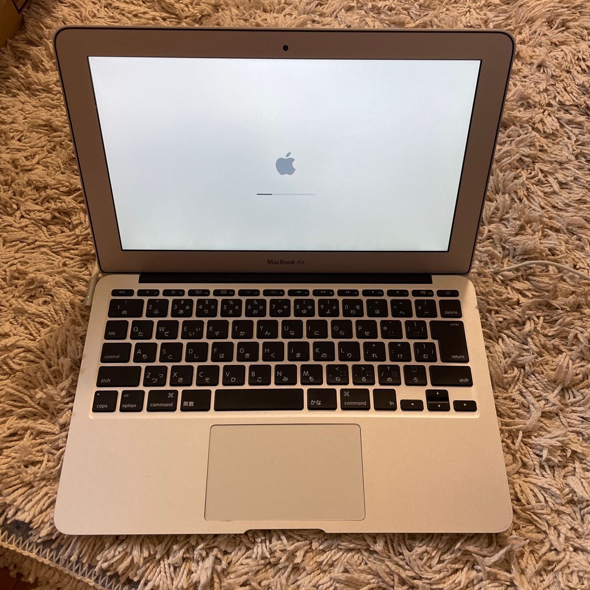 ジャンク】MacBookAir 2015 通電のみ確認 ノートPC Apple ノート 