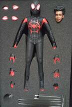 ☆新品 1/6 YOUNGRICHToys マイルズ・モラレス　スパイダーマン　アクションフィギュア　スパイダーバース　マーベル_画像4