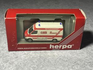 【箱難あり】ヘルパ herpa 1/87 ミニチュアモデルズ　救急車 112 DIE JOHANNITER Frankfurt/Main-Taunus ミニカー