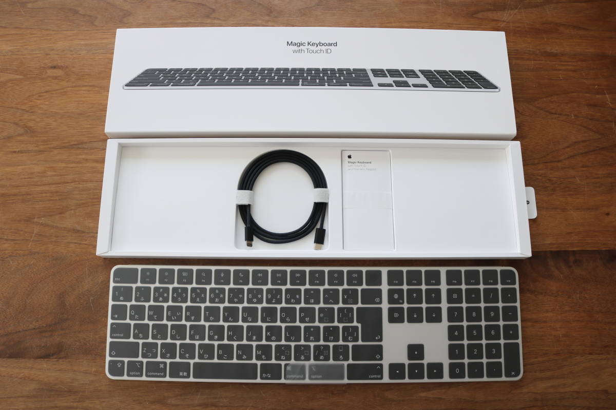 美品Apple純正品Magic Keyboard with Touch IDブラックUS配列黒USキー 